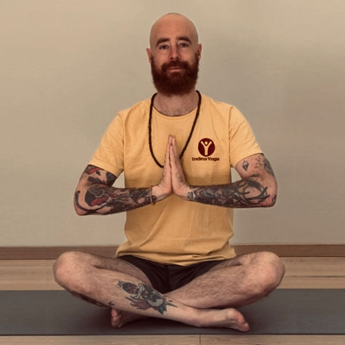 Yoga Lehrer:in in Hamburg St. Pauli – Sebastian